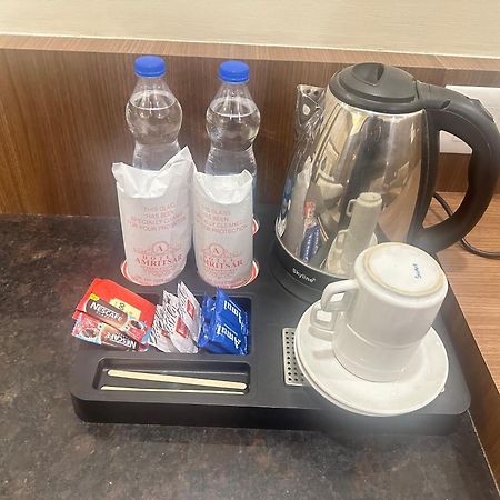 Hotel Amritsar International 2 Min Walk From Amritsar Bus Stand Eksteriør billede