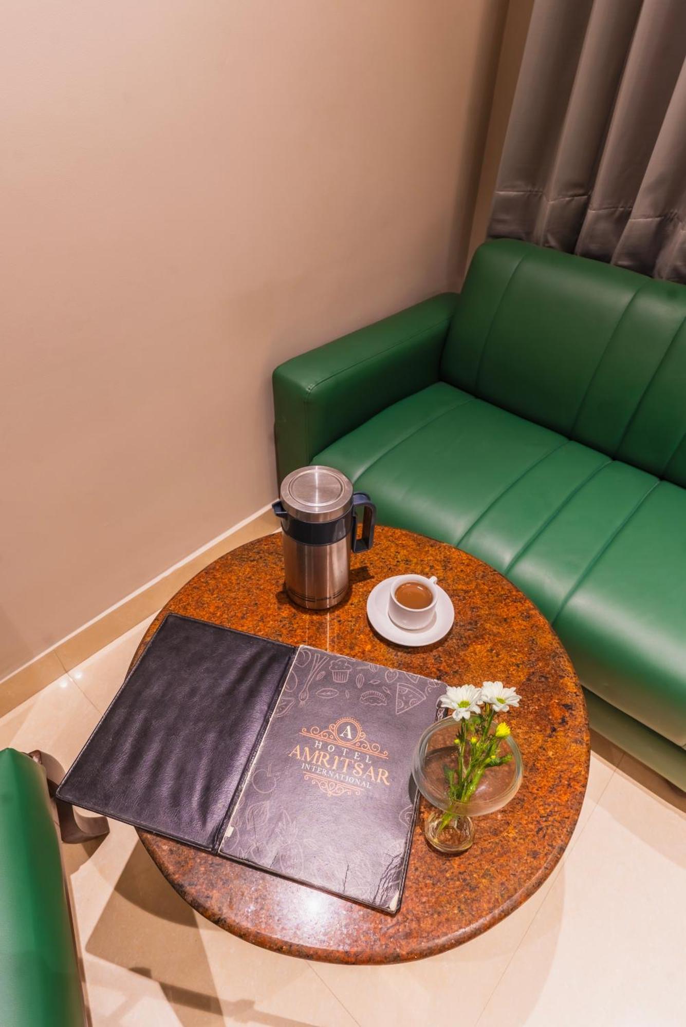 Hotel Amritsar International 2 Min Walk From Amritsar Bus Stand Eksteriør billede