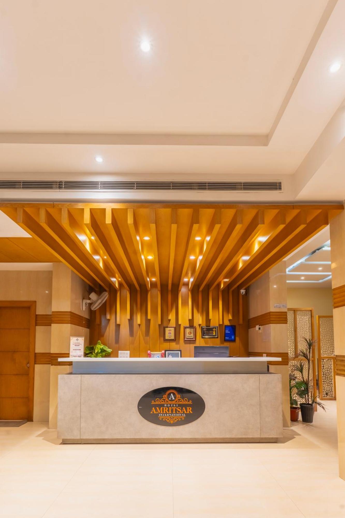 Hotel Amritsar International 2 Min Walk From Amritsar Bus Stand Eksteriør billede
