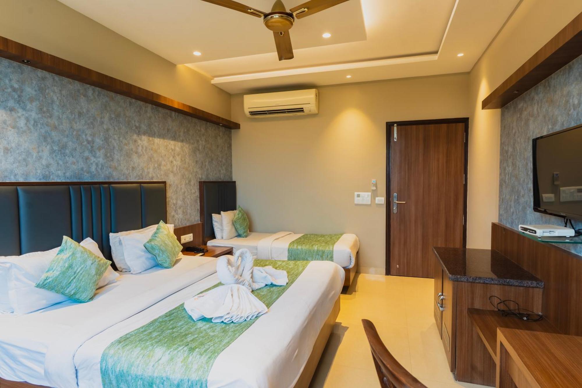 Hotel Amritsar International 2 Min Walk From Amritsar Bus Stand Eksteriør billede